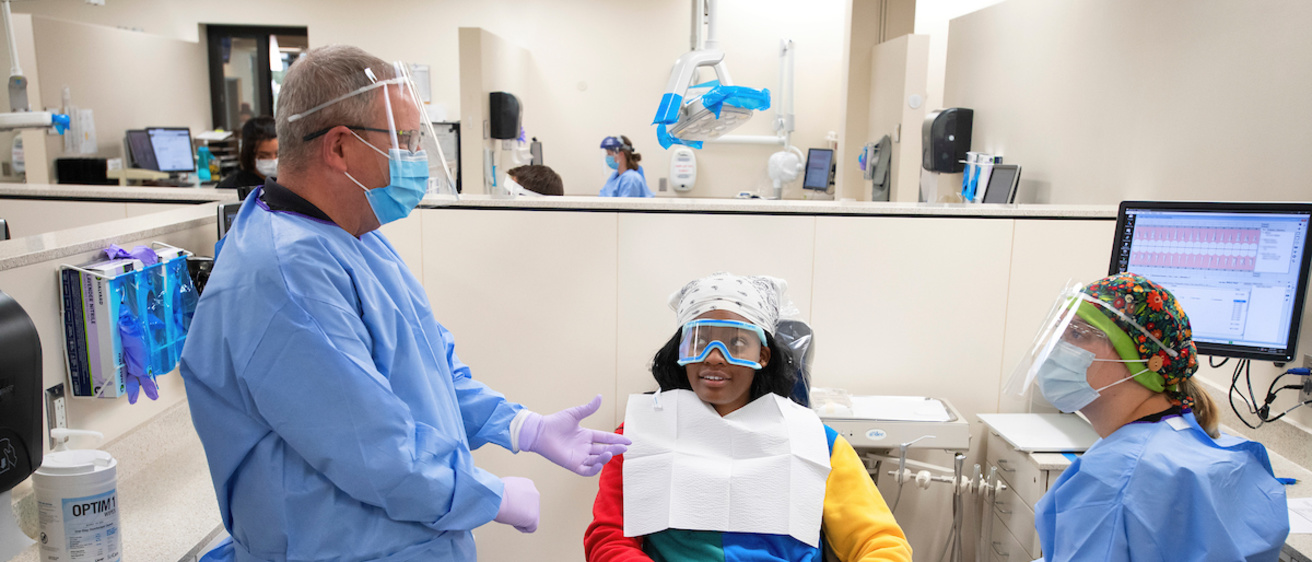 Clinical Experiences College of Dentistry and Dental Clinics The